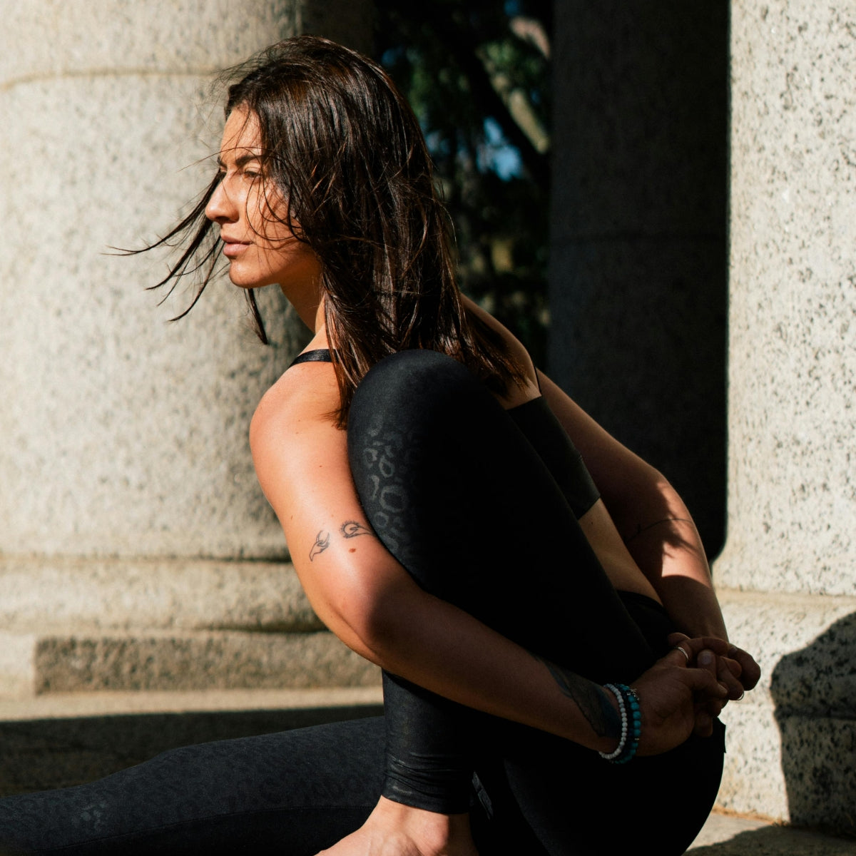 Unalome_Yoga_HotTowels_Pose
